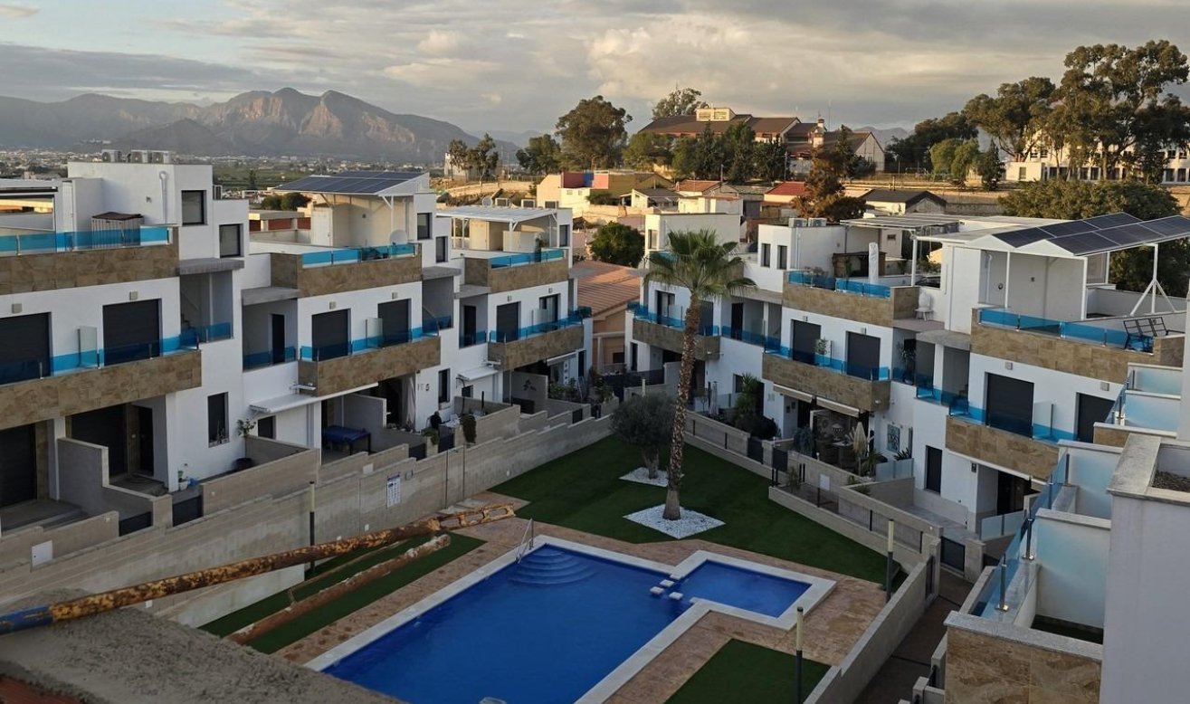 Obra nueva - Adosado - Bigastro - pueblo