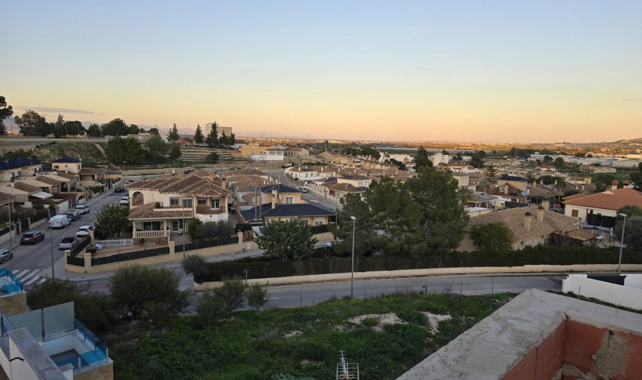 Obra nueva - Adosado - Bigastro - pueblo