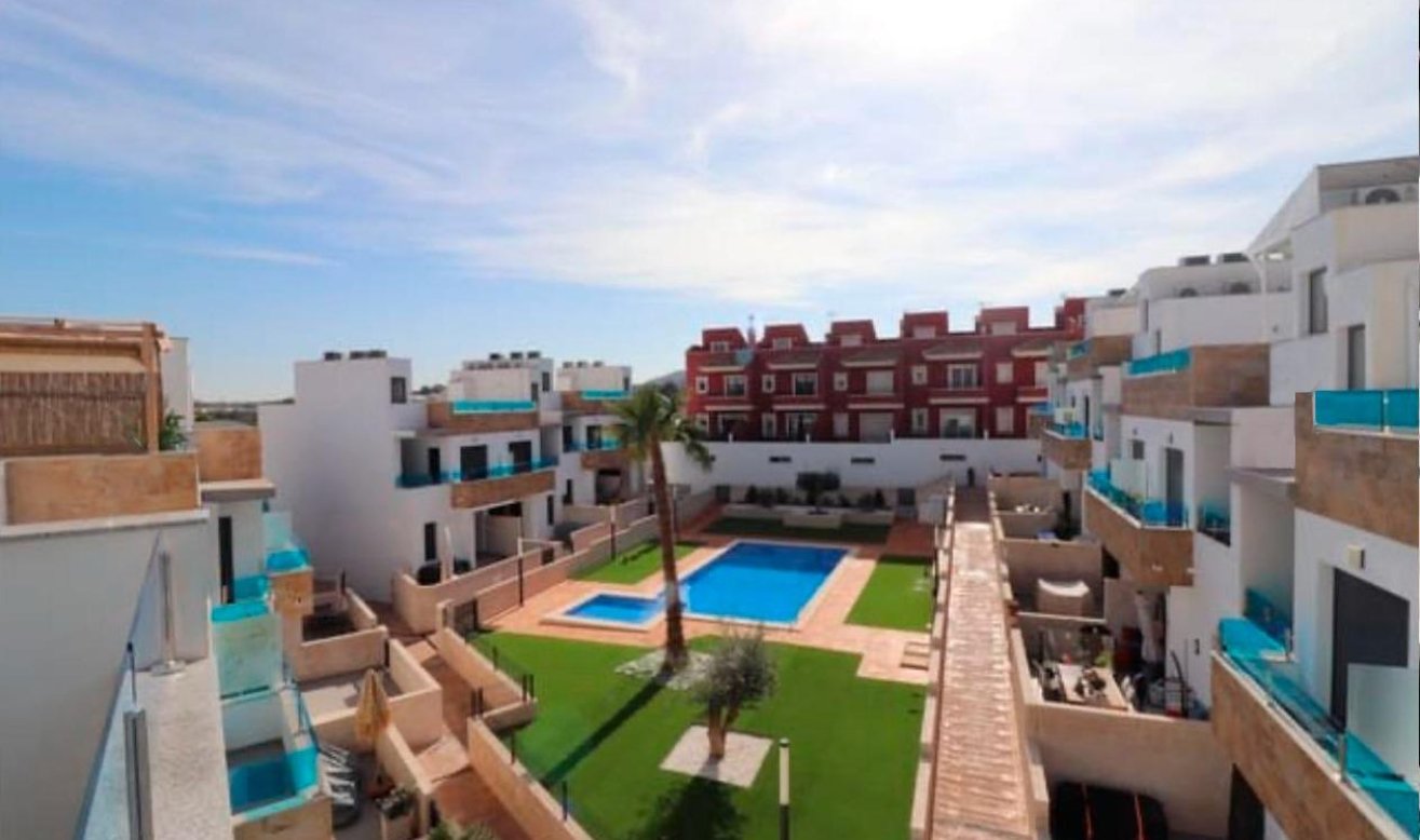 Obra nueva - Adosado - Bigastro - pueblo