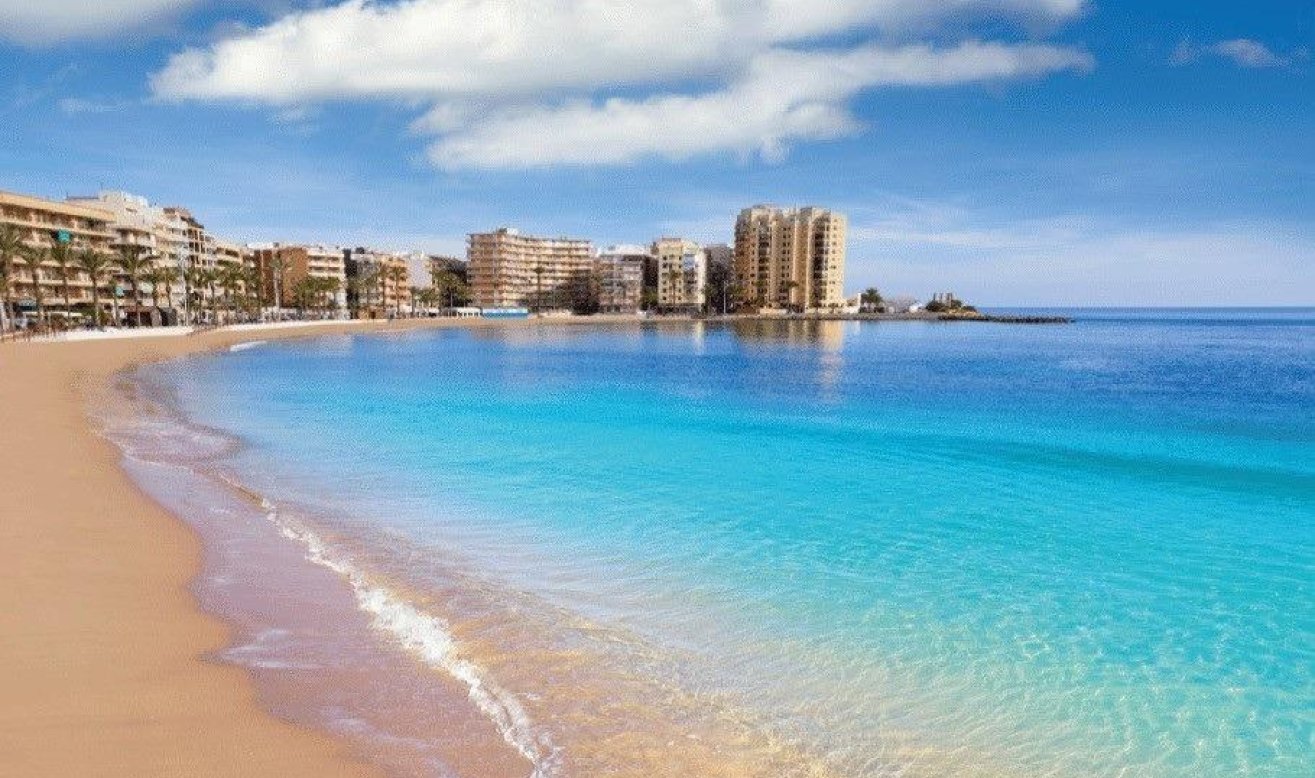 Obra nueva - Ático - Torrevieja - Centro