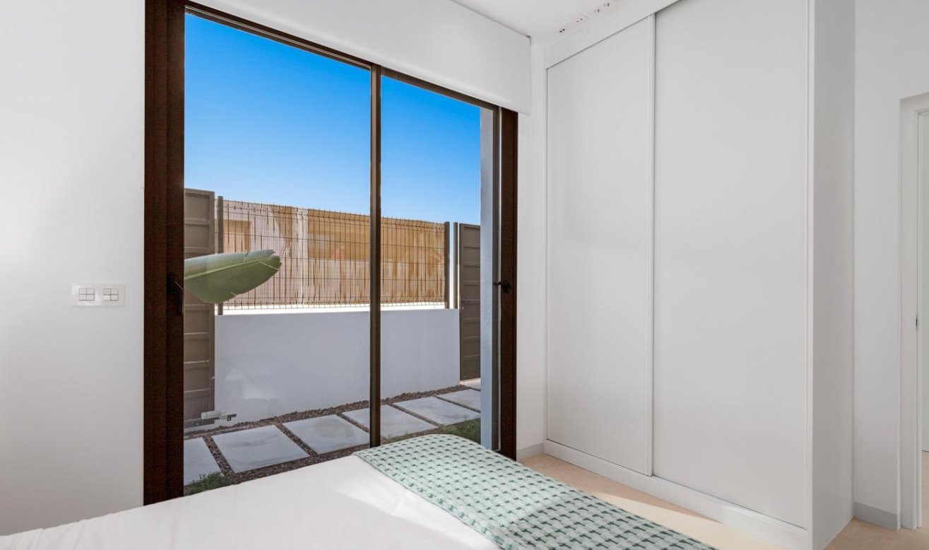 Obra nueva - Villa - Los Alcazares - Serena Golf