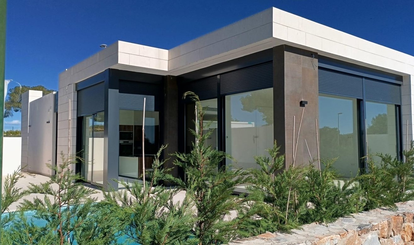 Obra nueva - Villa - Pilar de la Horadada - Roda Golf