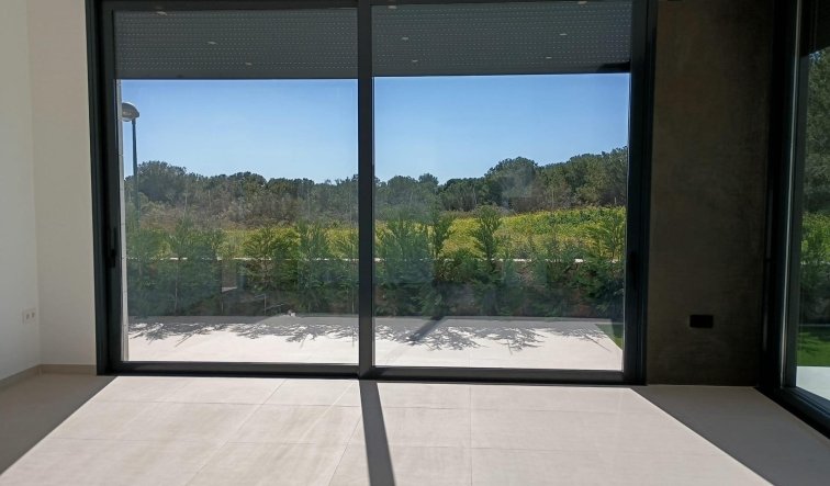 Obra nueva - Villa - Pilar de la Horadada - Roda Golf