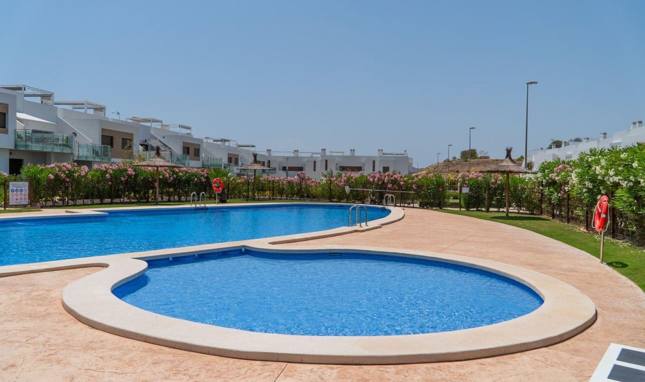 Obra nueva - Bungalow - Orihuela - Vistabella Golf