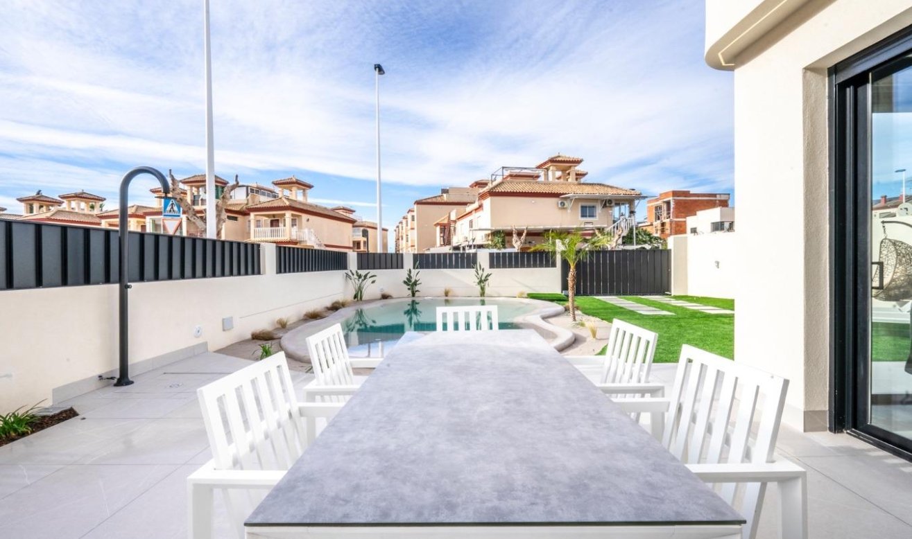 Obra nueva - Villa - Torre Pacheco - Roldán