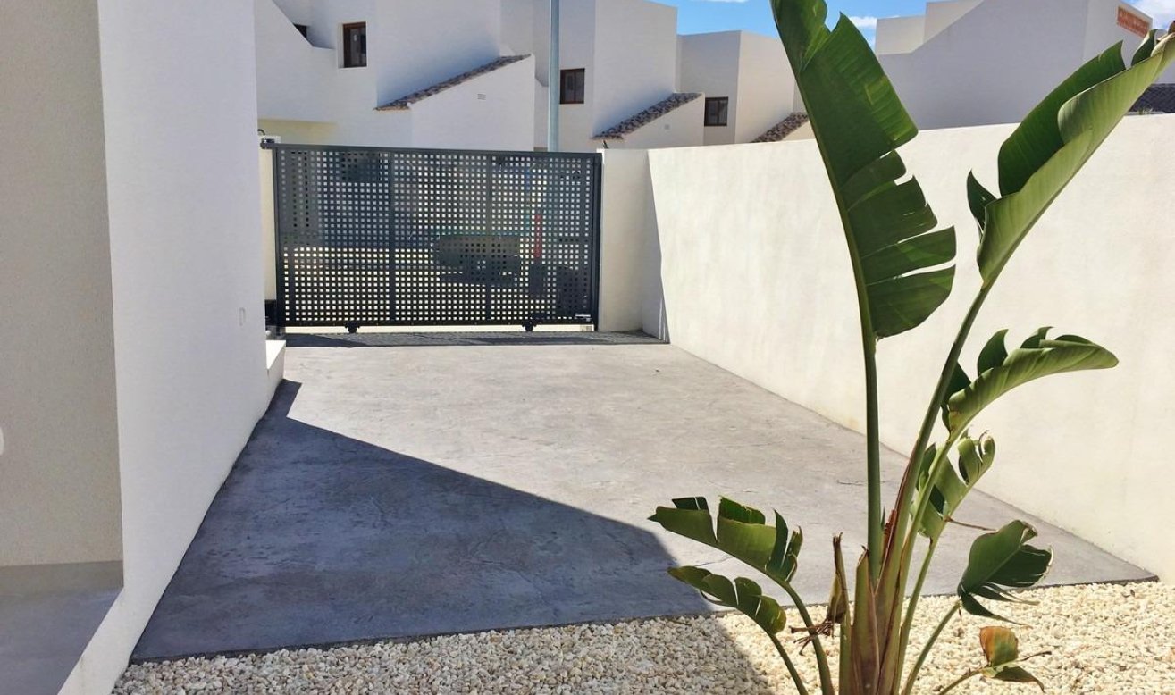 Obra nueva - Villa - Rafal - polideportivo