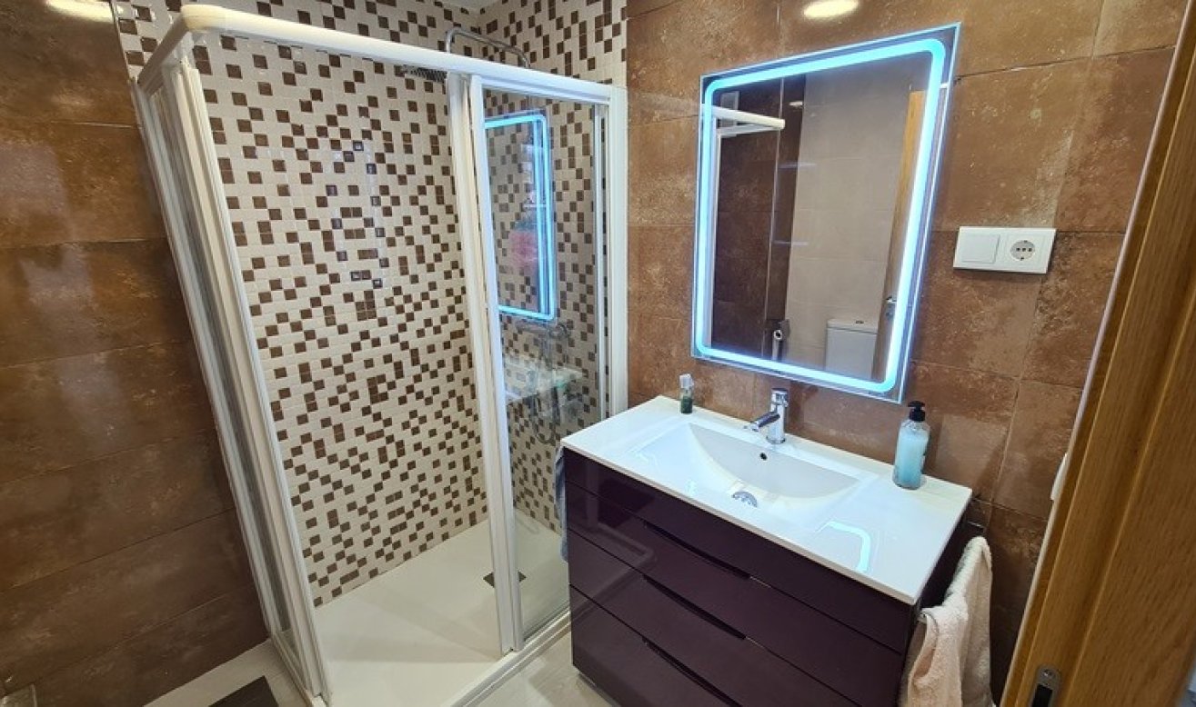Reventa - Apartamento / piso - Torrevieja - Playa del Cura