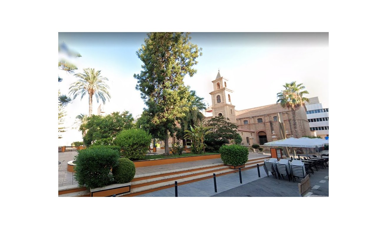 Reventa - Building - Torrevieja - Centro