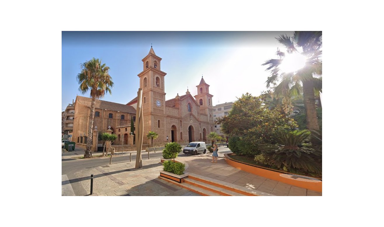 Reventa - Building - Torrevieja - Centro