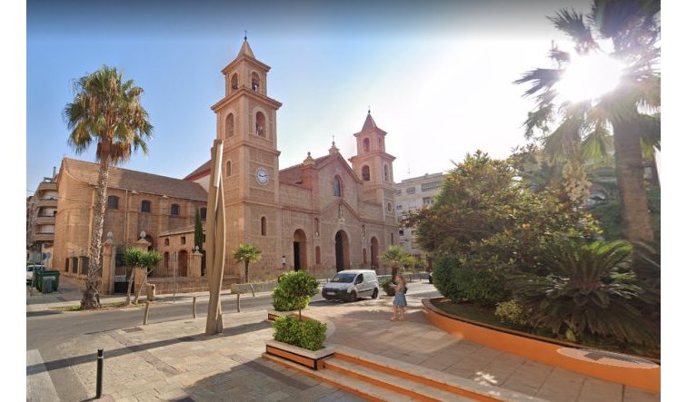 Reventa - Building - Torrevieja - Centro