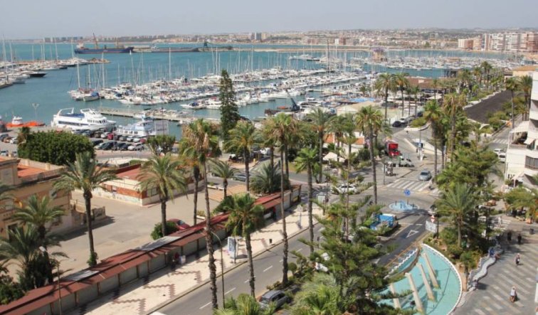 Reventa - Apartamento / piso - Torrevieja - CLUB NAUTICO TORREVIEJA