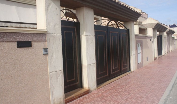 Obra nueva - Adosado - Torrevieja - Los Altos