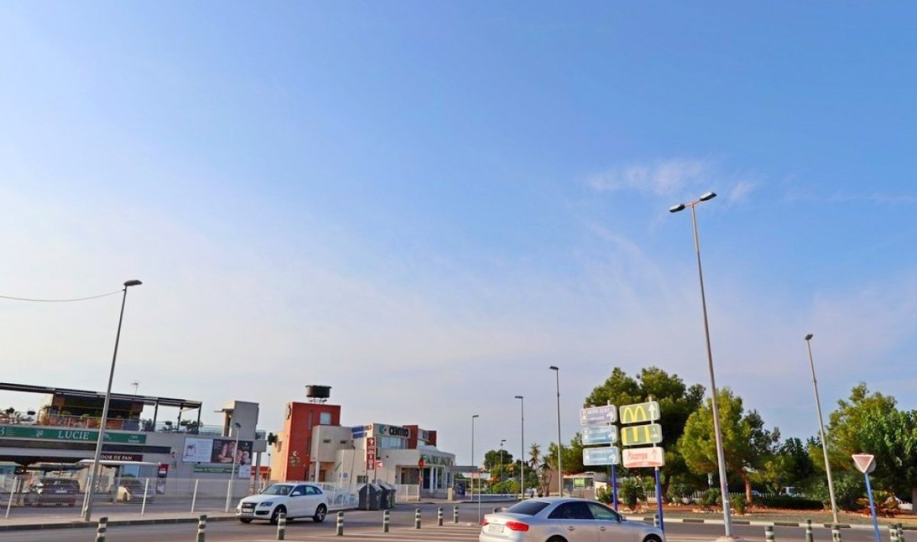 Reventa - Commercial Unit - Orihuela Costa - Agua Marina