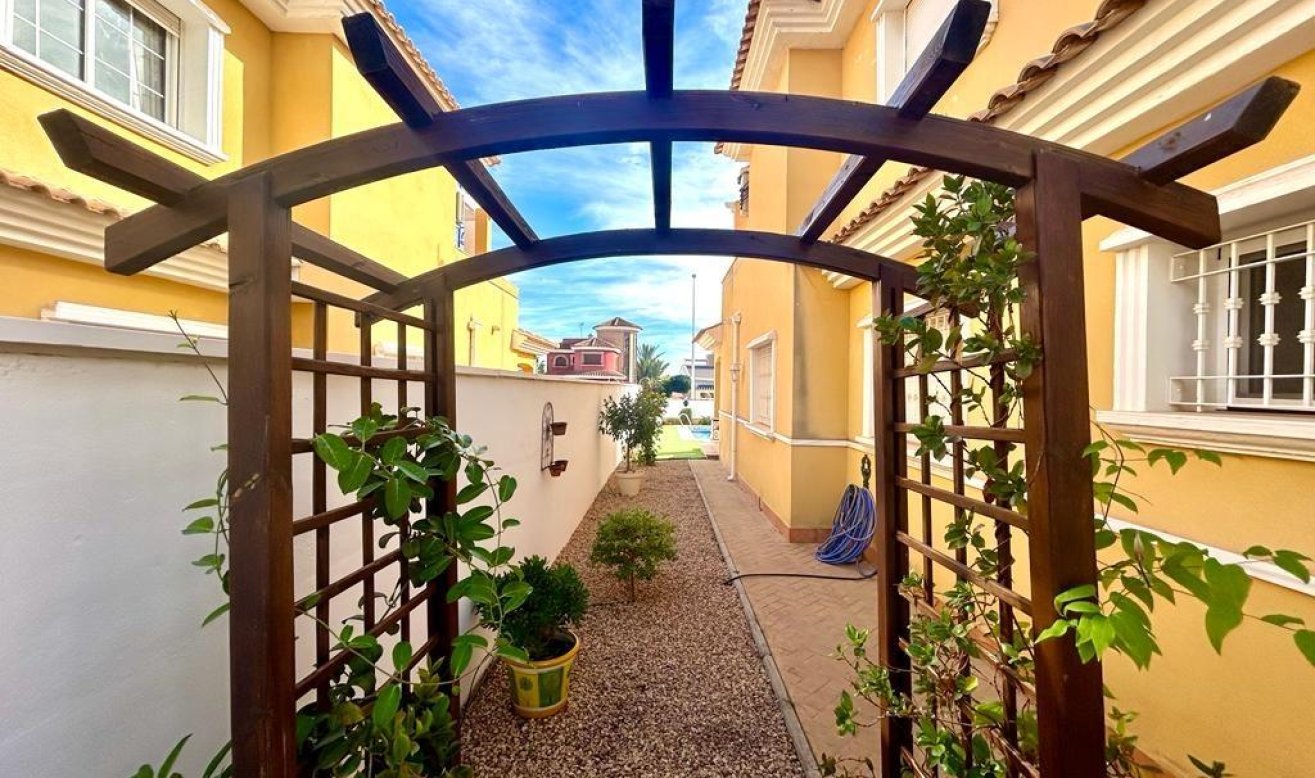 Reventa - Villa - Orihuela Costa - Cabo Roig