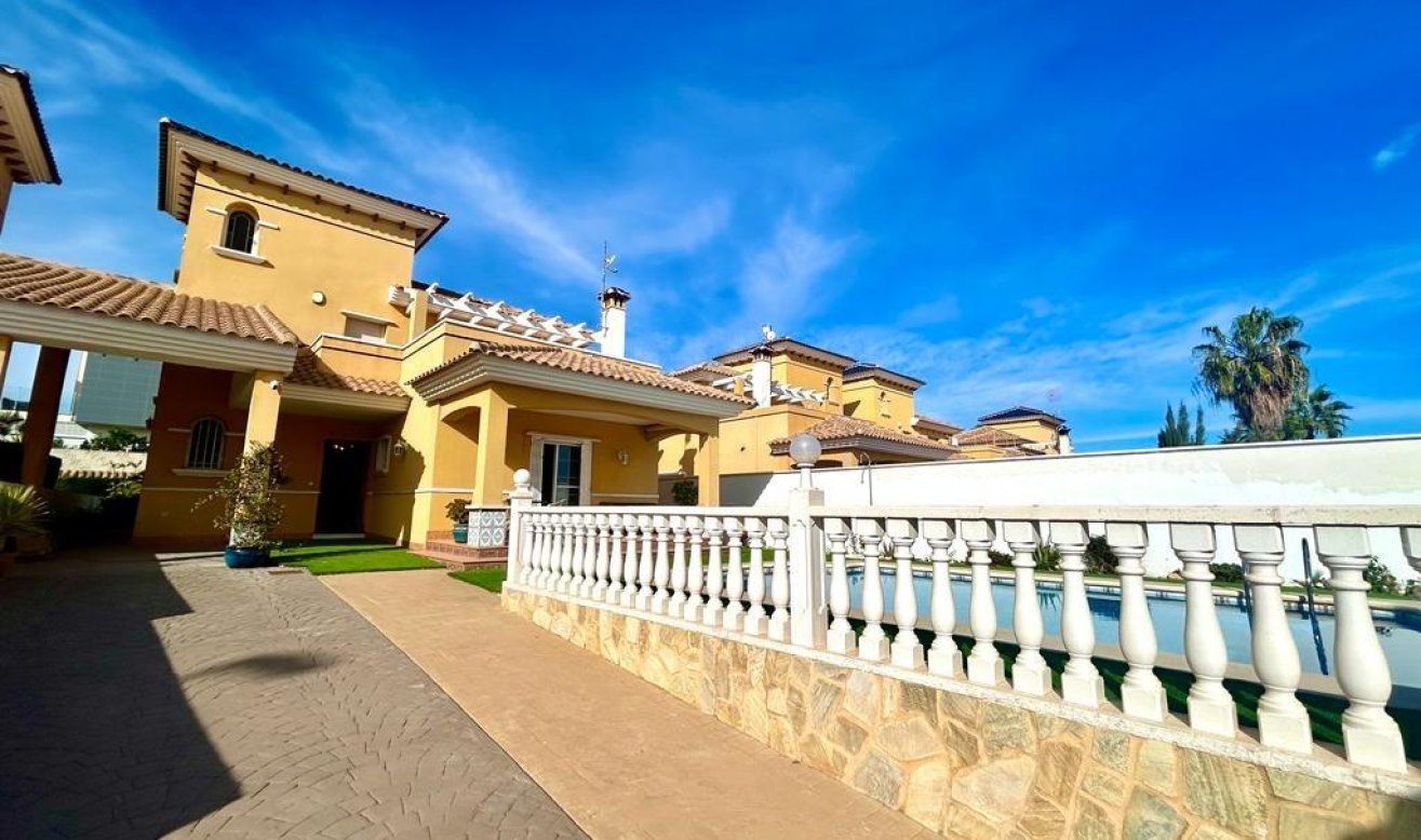 Reventa - Villa - Orihuela Costa - Cabo Roig