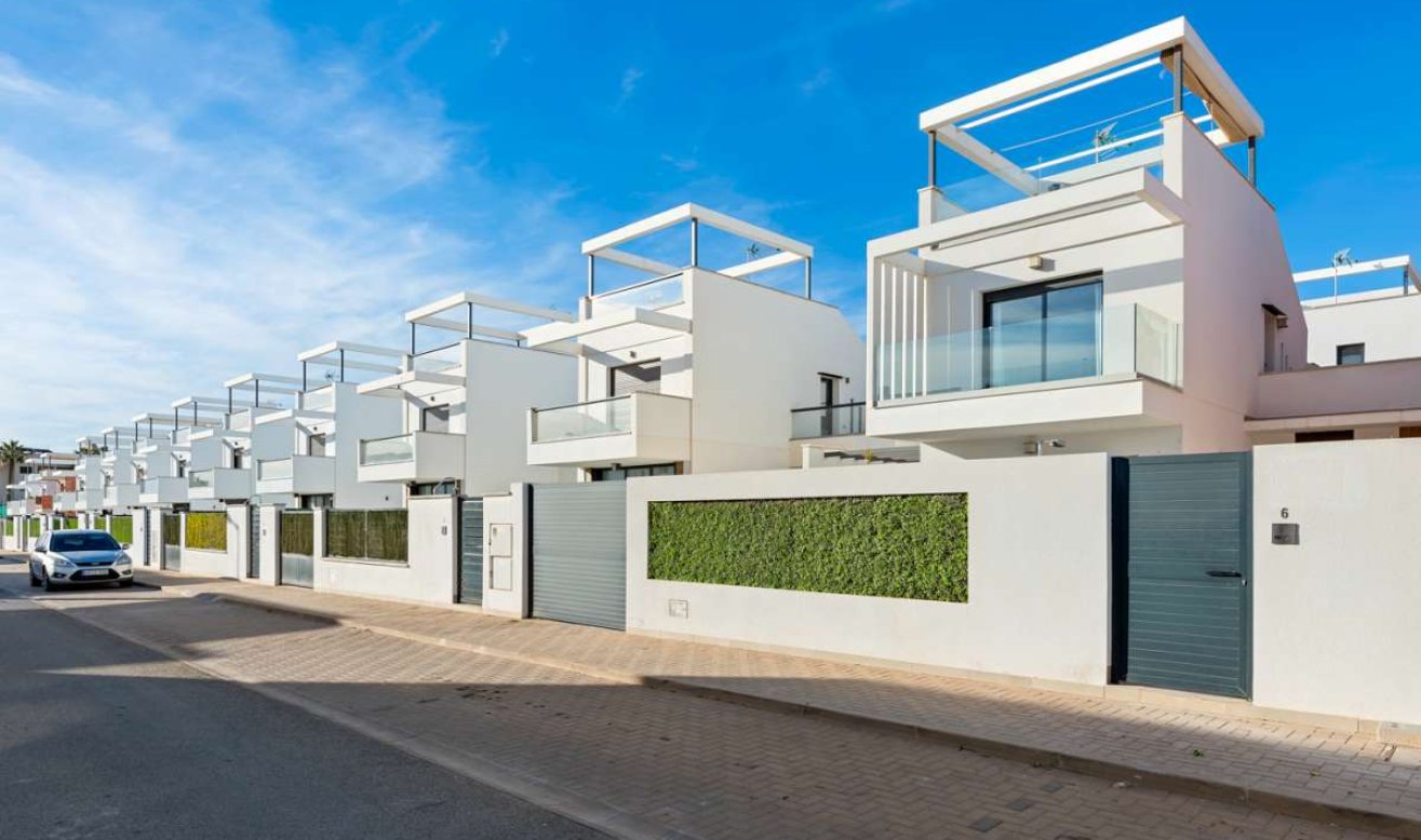 Resale - Villa - Roda Golf