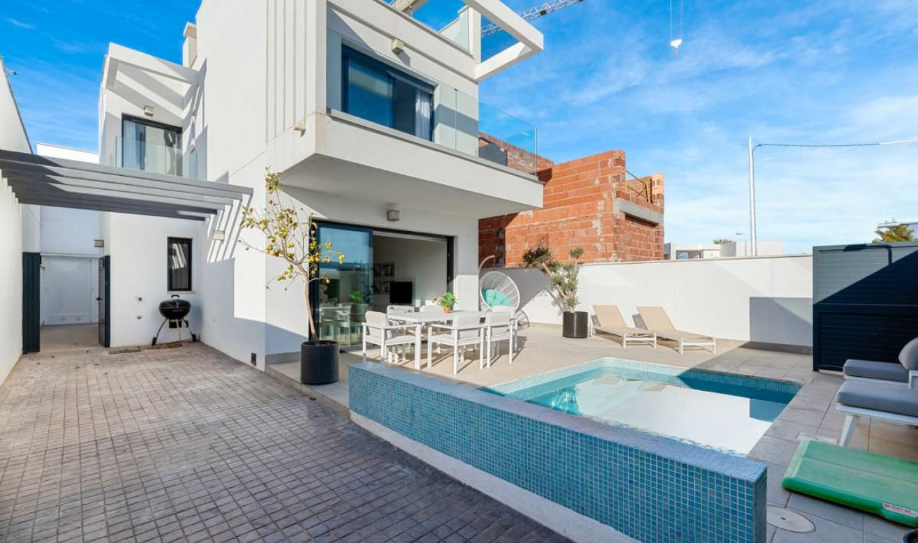Resale - Villa - Roda Golf