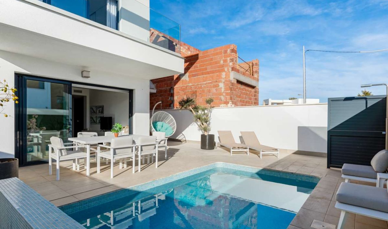 Resale - Villa - Roda Golf