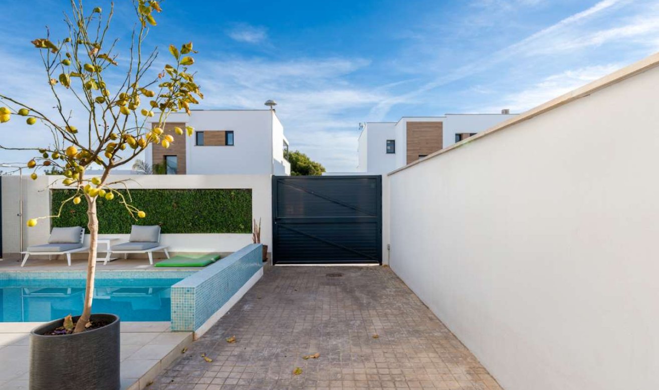 Resale - Villa - Roda Golf