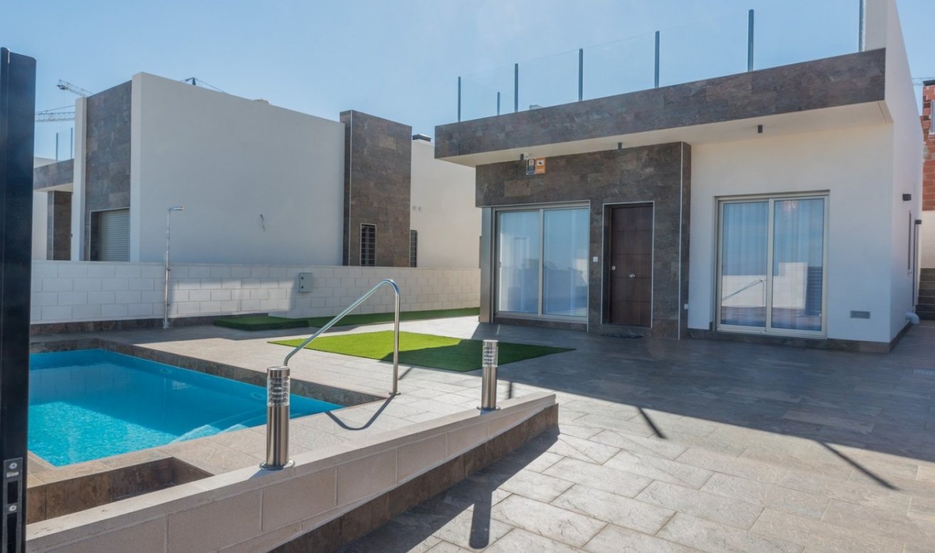 Obra nueva - Villa - Orihuela Costa - PAU 8