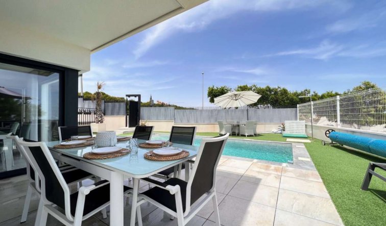 Reventa - Villa - San Miguel de Salinas