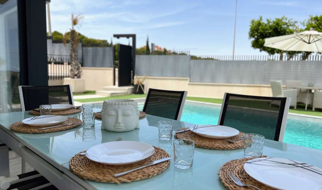 Reventa - Villa - San Miguel de Salinas