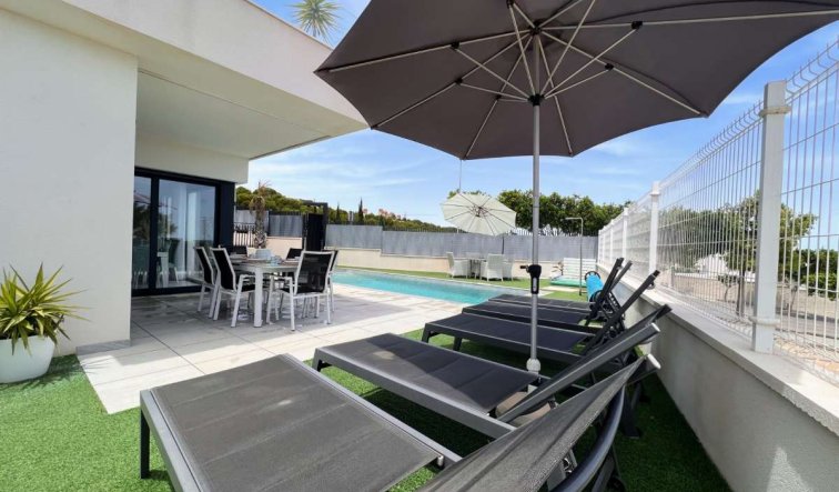 Reventa - Villa - San Miguel de Salinas