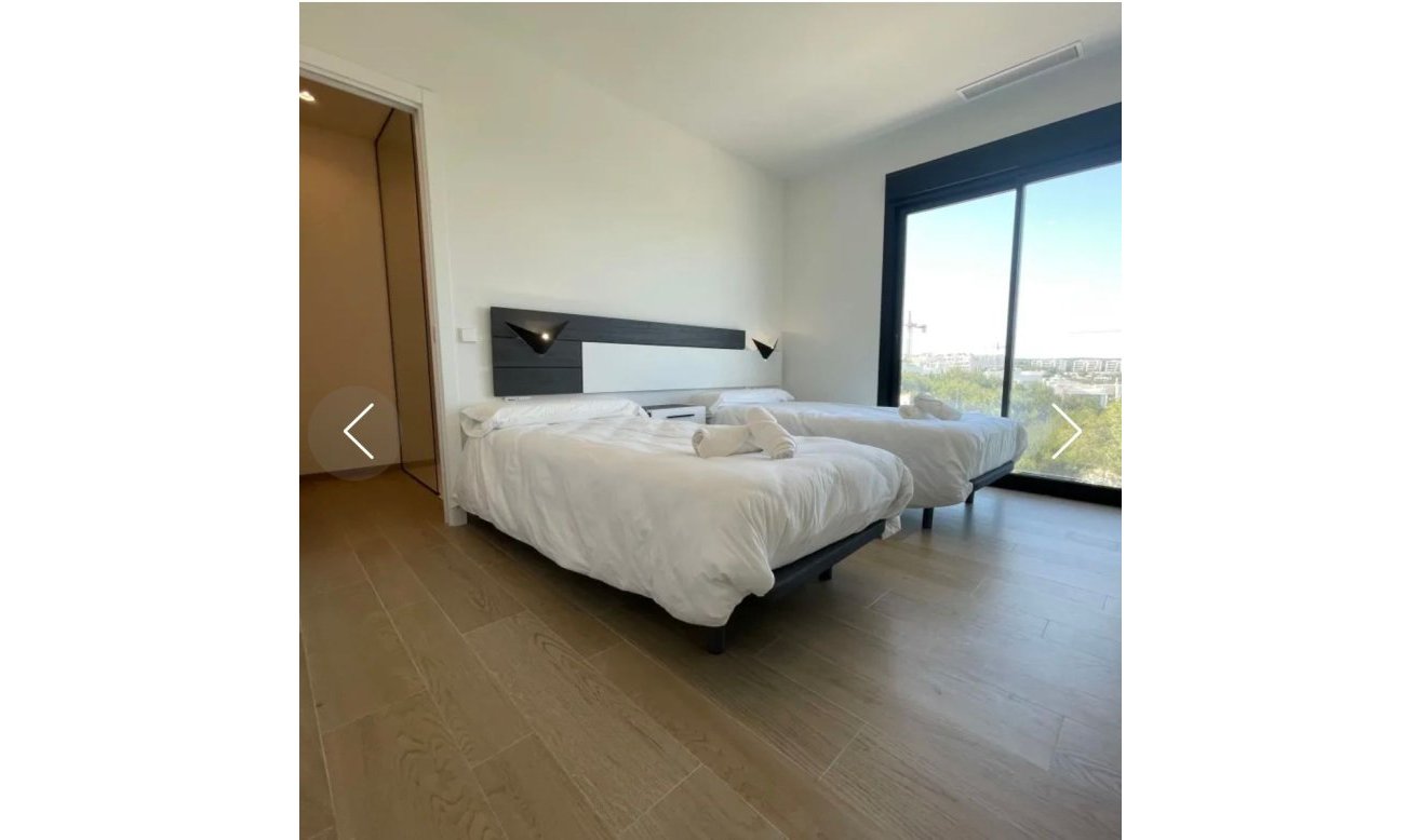 Reventa - Apartamento / piso - Las Colinas Golf and Country Club