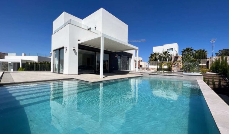 Reventa - Villa - Las Colinas Golf and Country Club
