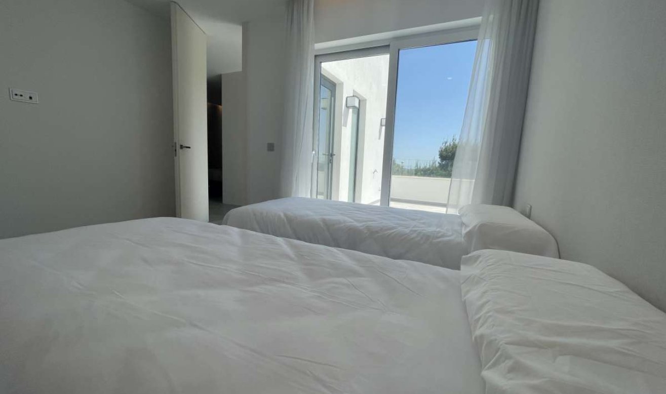 Reventa - Villa - Las Colinas Golf and Country Club