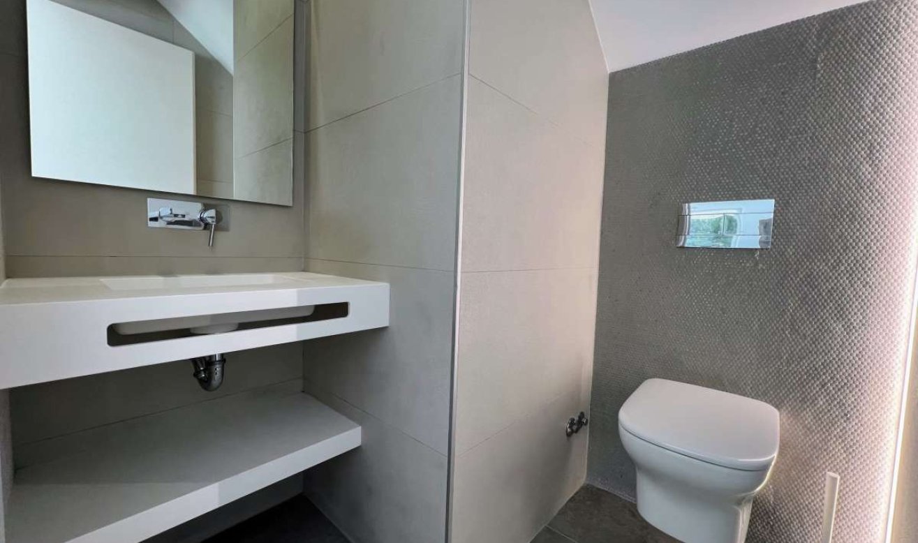 Reventa - Villa - Las Colinas Golf and Country Club