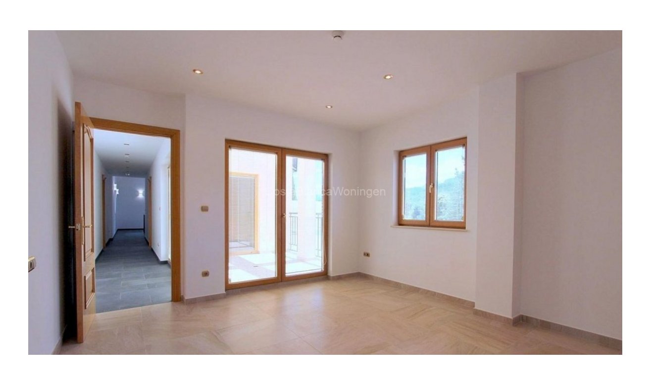 Resale - Villa - Penàguila