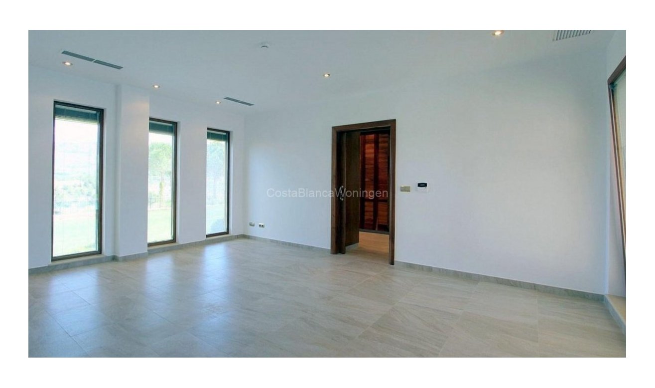 Resale - Villa - Penàguila