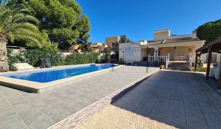 Reventa - Villa - Torrevieja - La siesta
