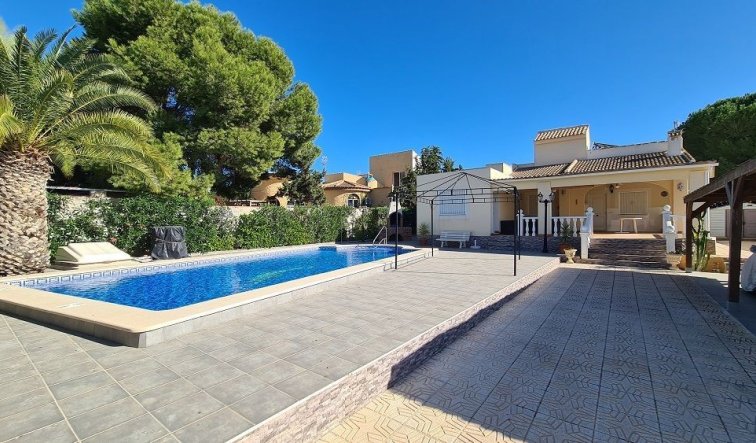 Reventa - Villa - Torrevieja - La siesta