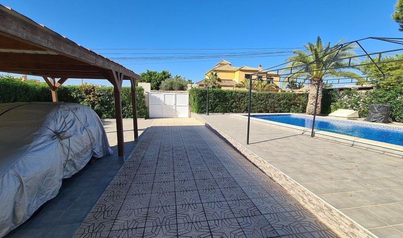 Reventa - Villa - Torrevieja - La siesta