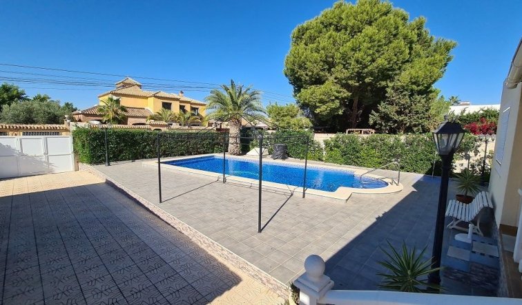 Reventa - Villa - Torrevieja - La siesta