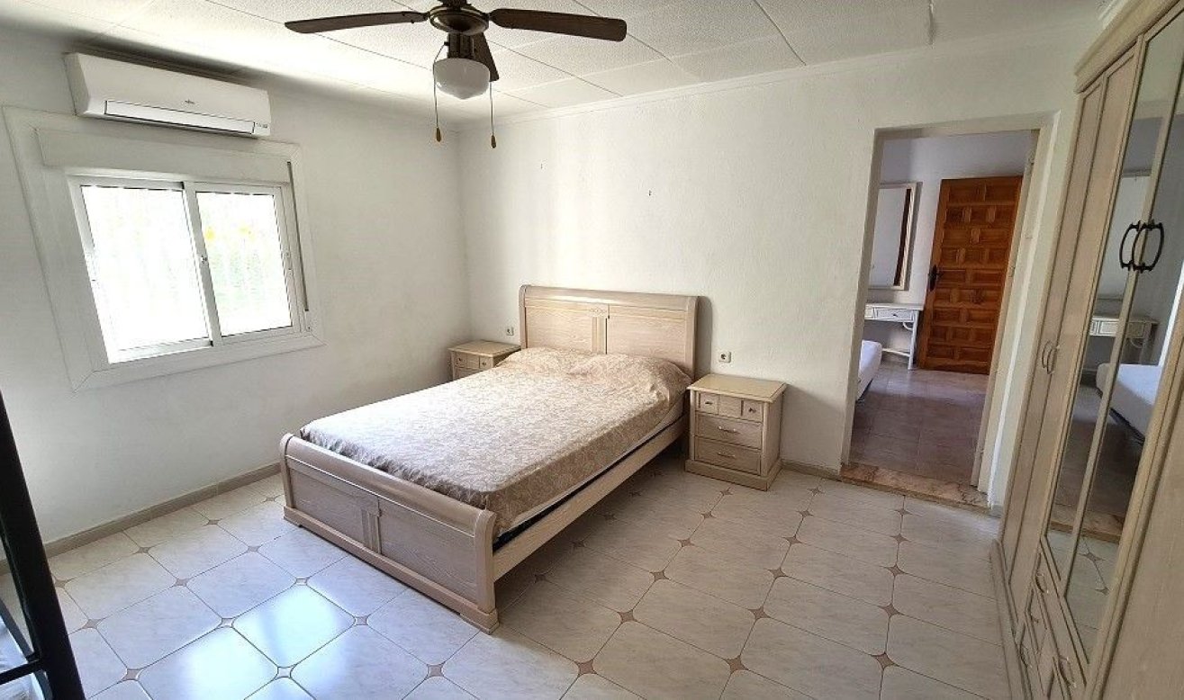 Reventa - Villa - Torrevieja - La siesta
