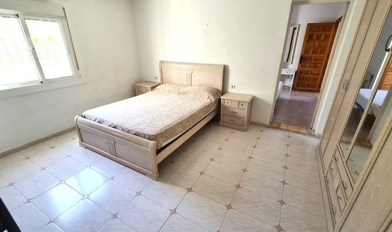 Reventa - Villa - Torrevieja - La siesta
