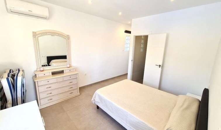 Reventa - Villa - Torrevieja - La siesta