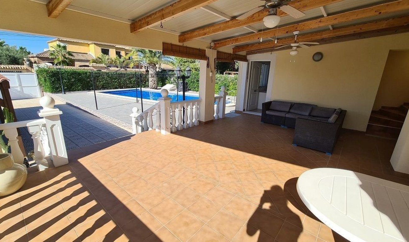 Reventa - Villa - Torrevieja - La siesta