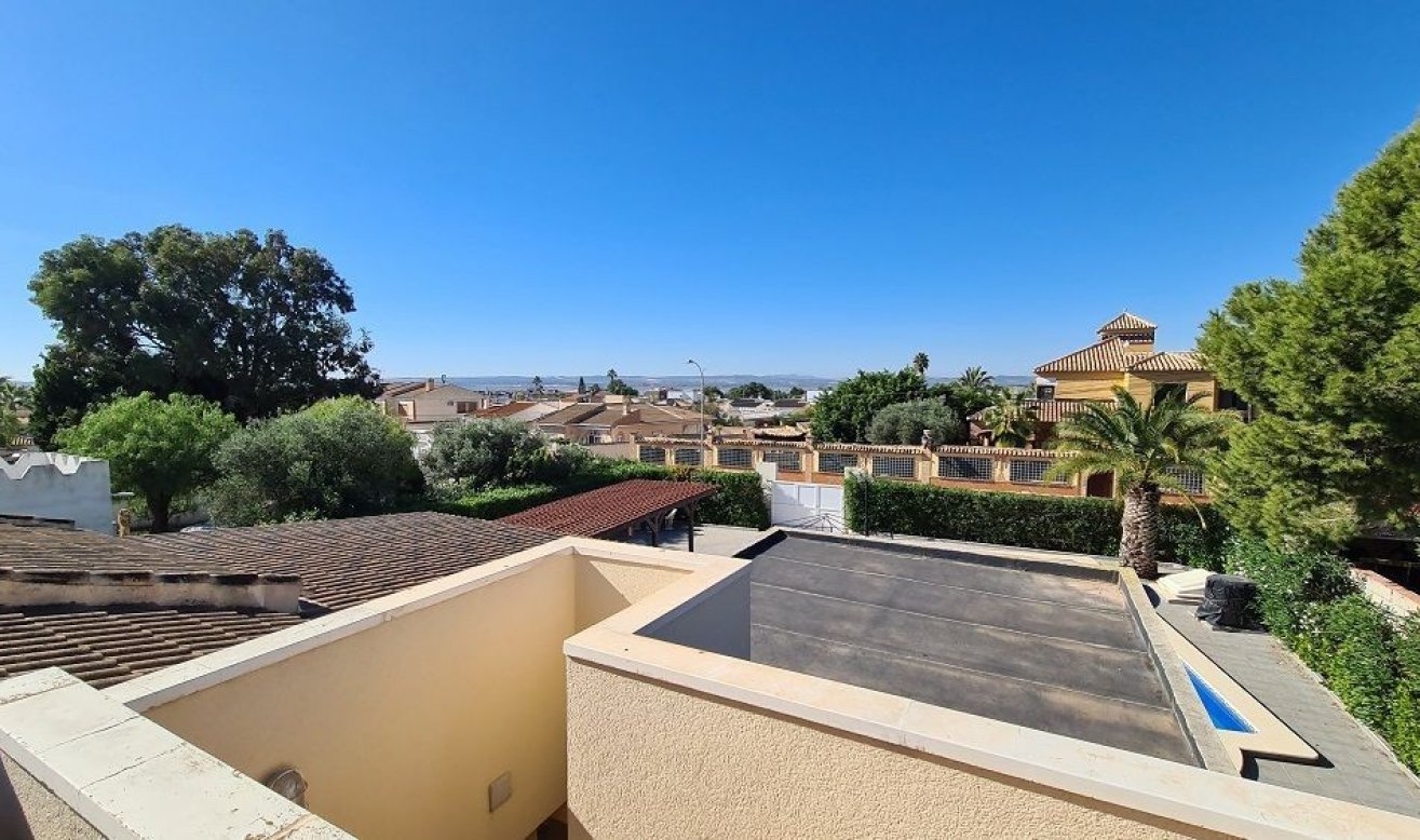 Reventa - Villa - Torrevieja - La siesta