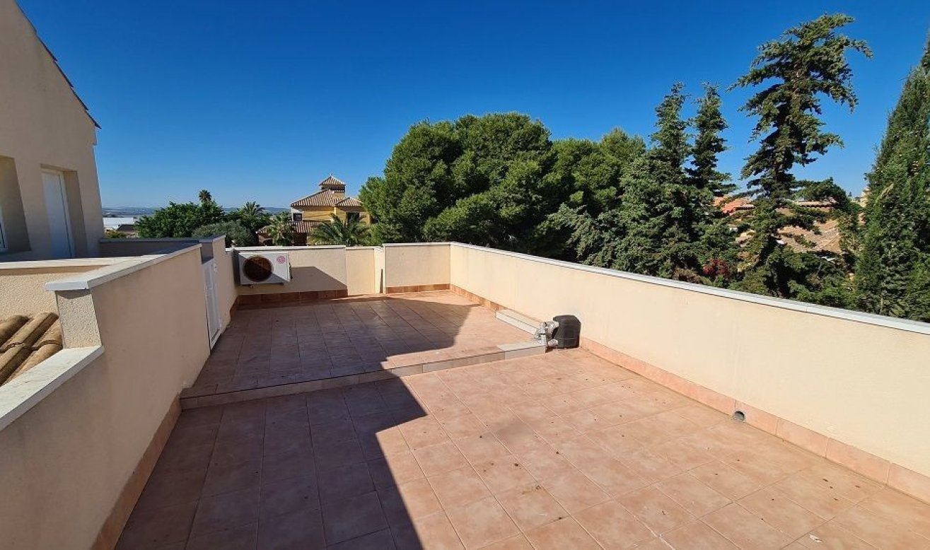 Reventa - Villa - Torrevieja - La siesta