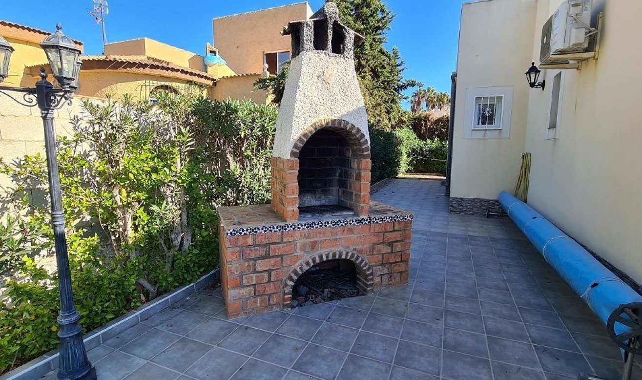 Reventa - Villa - Torrevieja - La siesta