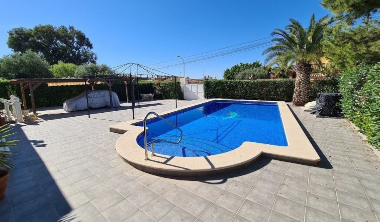 Reventa - Villa - Torrevieja - La siesta