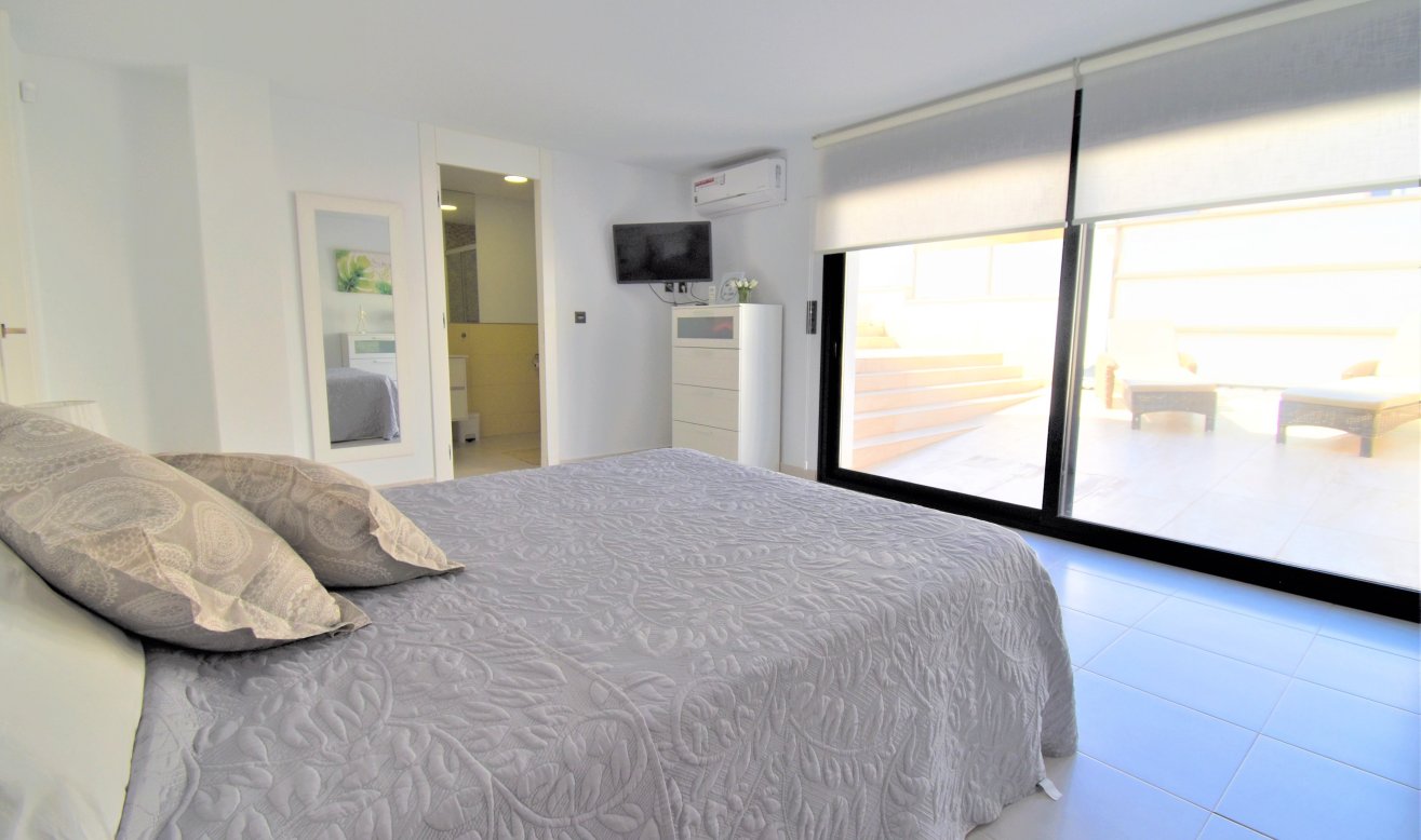 Reventa - Detached Villa - Orihuela Costa - Villamartin