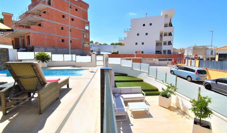 Reventa - Detached Villa - Orihuela Costa - Villamartin