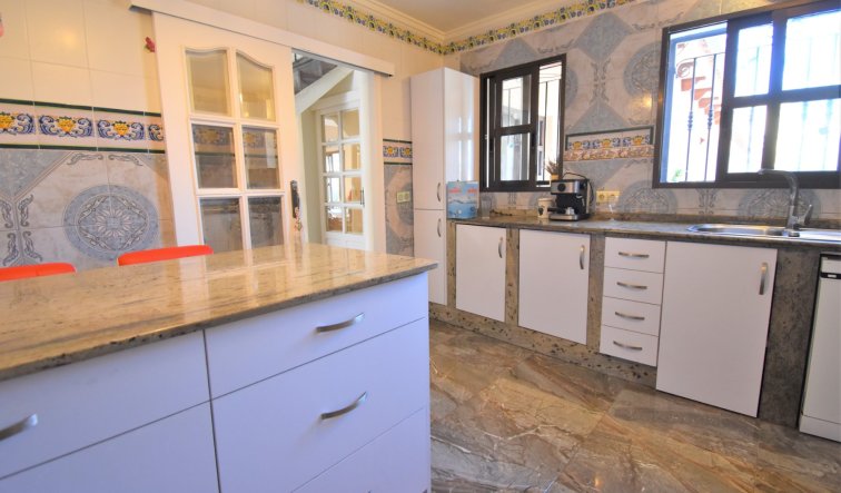 Reventa - Detached Villa - Orihuela Costa - Villamartin