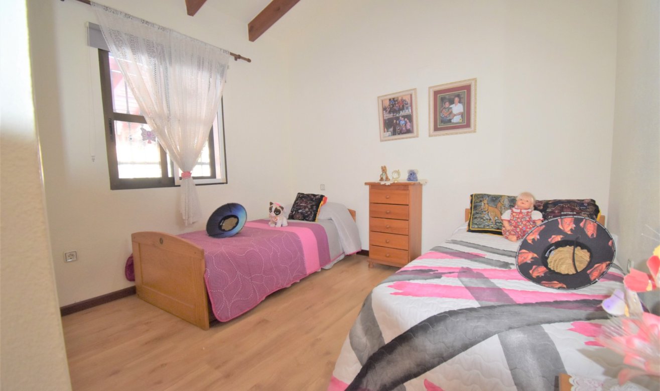 Reventa - Detached Villa - Orihuela Costa - Villamartin
