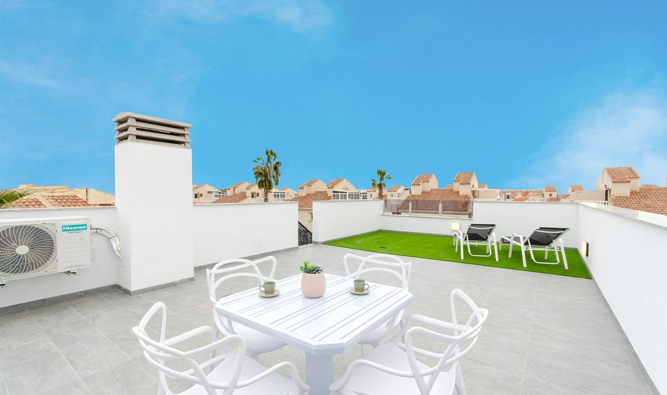 Obra nueva - Villa - Torrevieja - Torretas